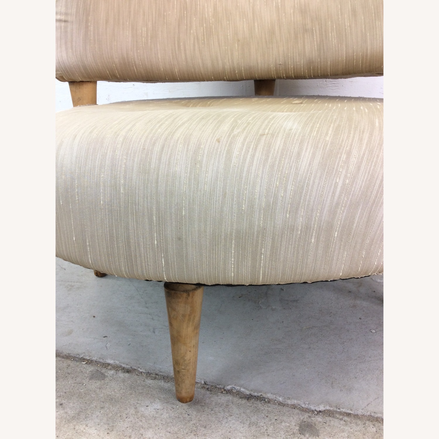 Unique Mid Century Club Chair with Tapered Legs - image-7
