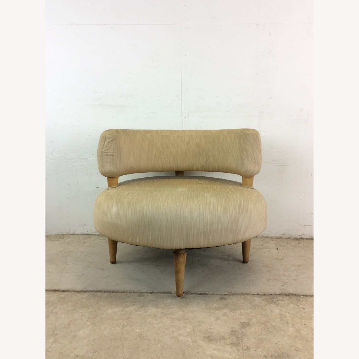 Unique Mid Century Club Chair with Tapered Legs - image-1