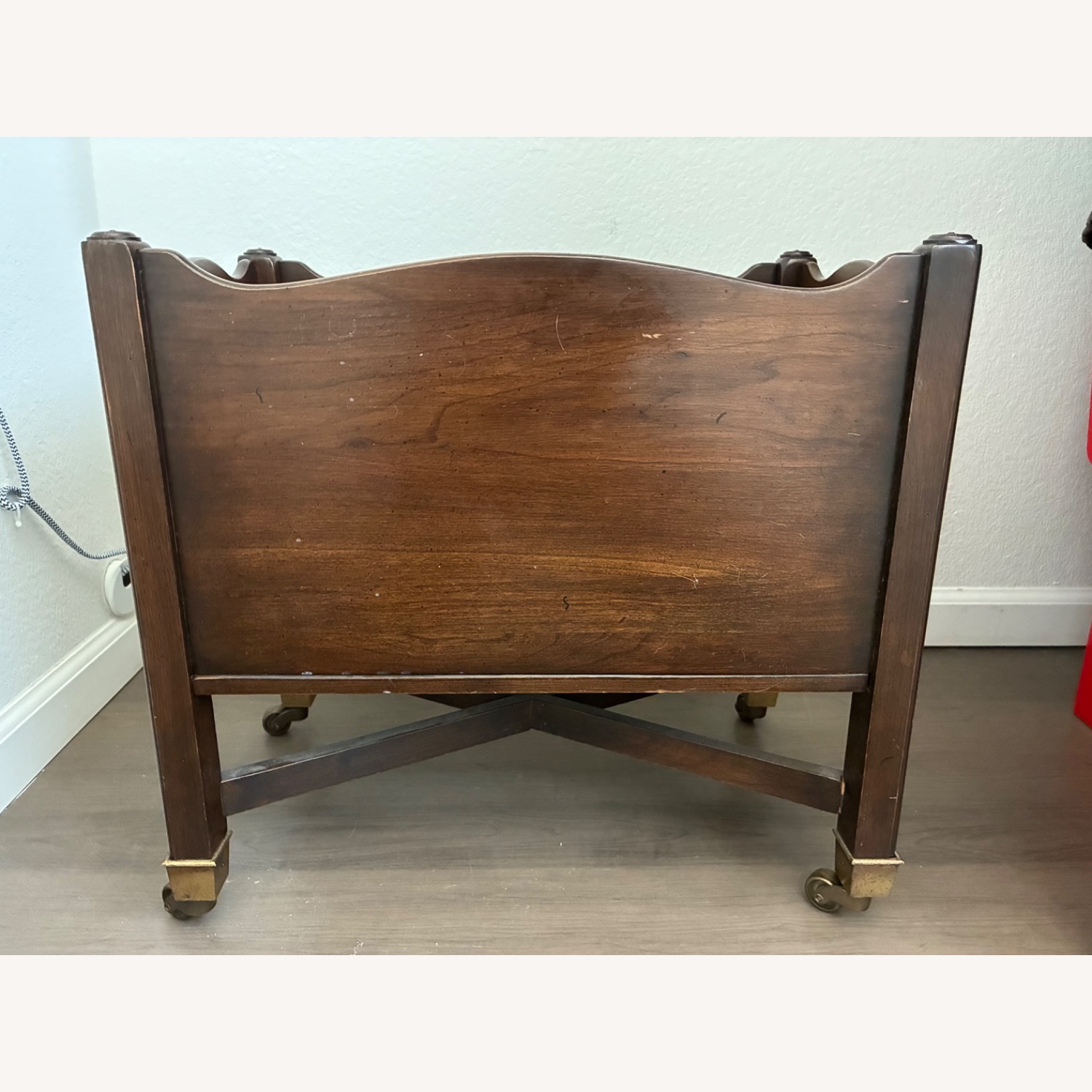 Ethan Allen 1970s Vintage Magazine Stand Mahogany - image-6