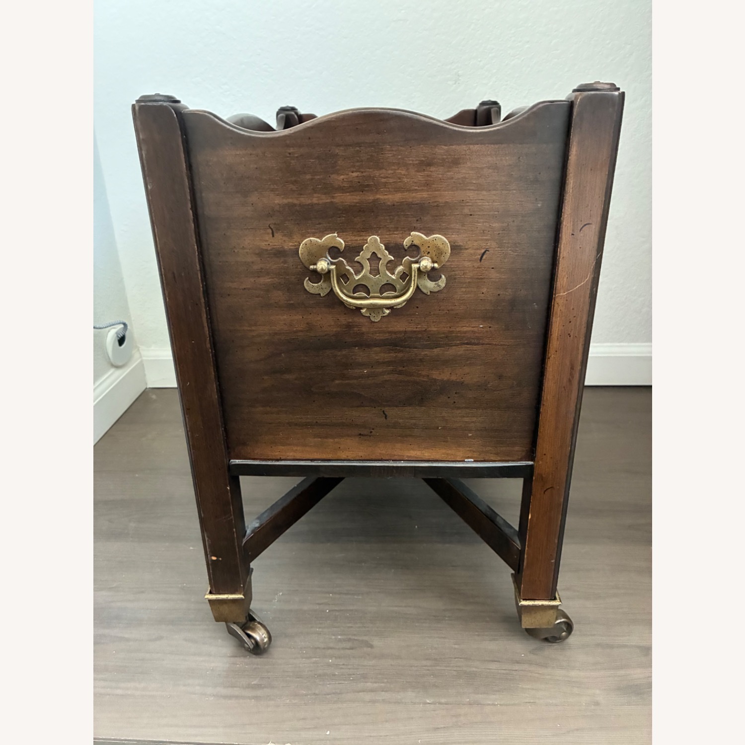 Ethan Allen 1970s Vintage Magazine Stand Mahogany - image-7