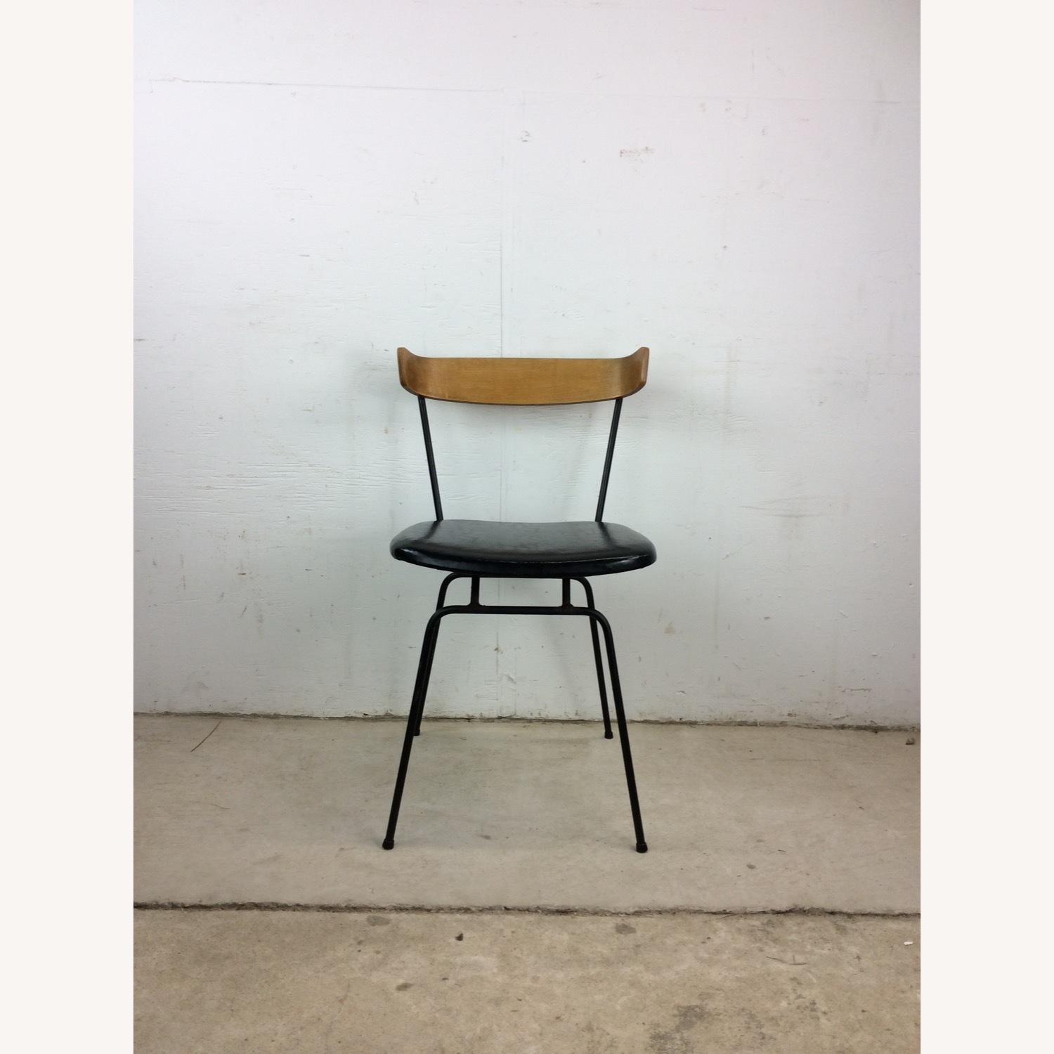 Mid Century Modern Chair by Clifford Pascoe - image-1