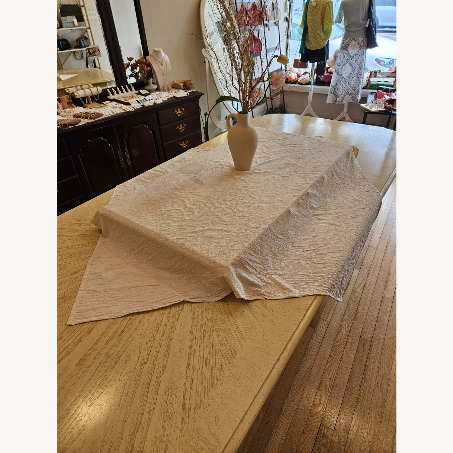 Stanley Furniture Extendable Dining Table - image-2