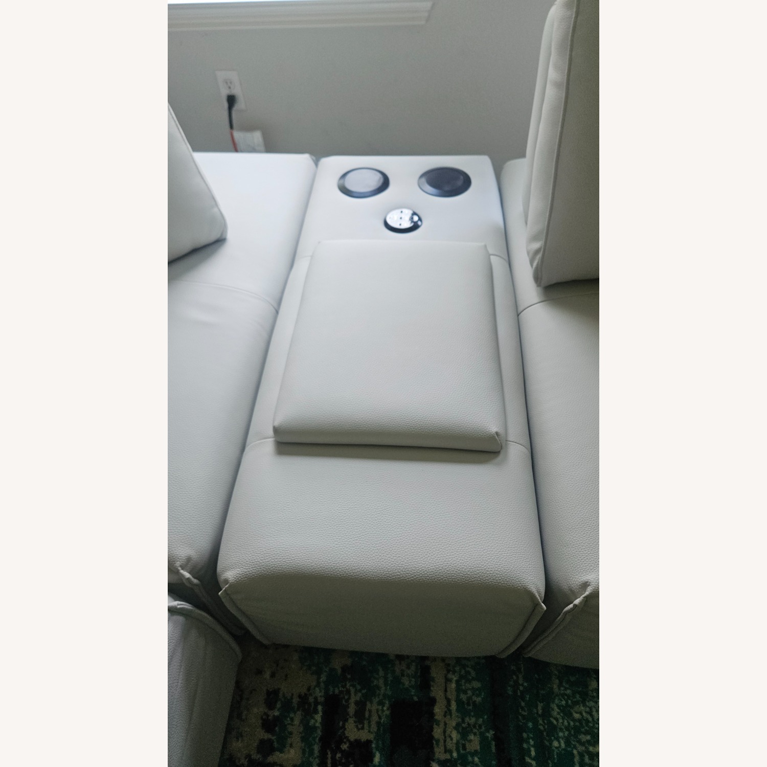 Davis Park 6 Pc Sectional- With Media Unit - image-8