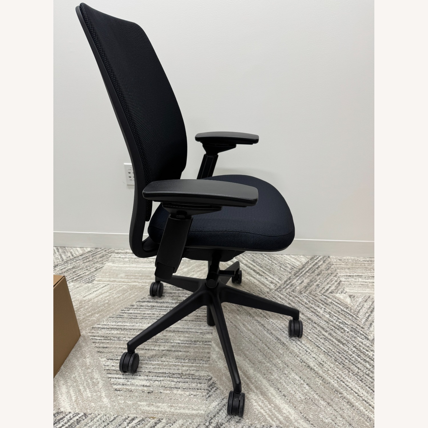 Steelcase Series 2 Office Chairs  - image-4