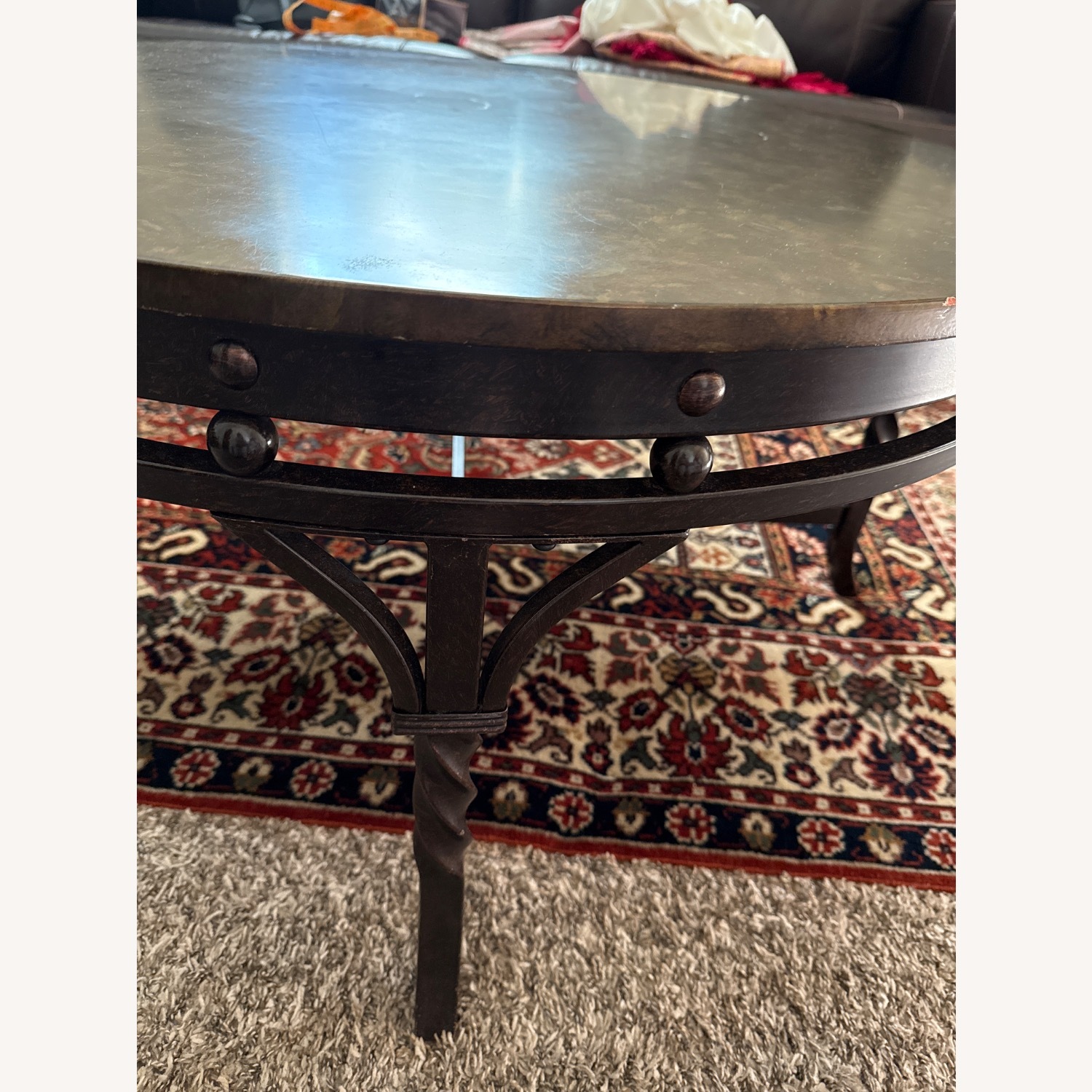 Ashley Furniture 3 Rounds Table - image-6