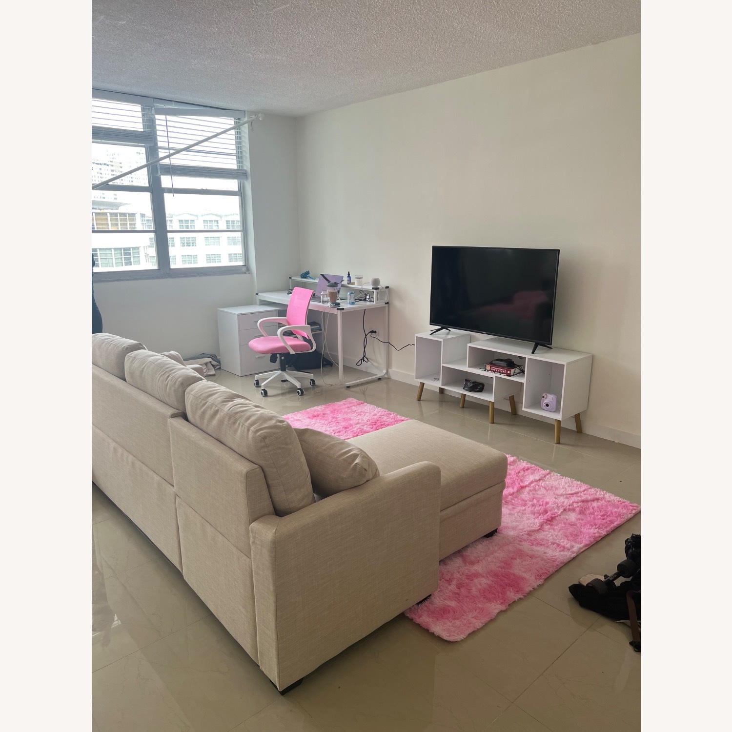 Wayfair Desk  - image-4