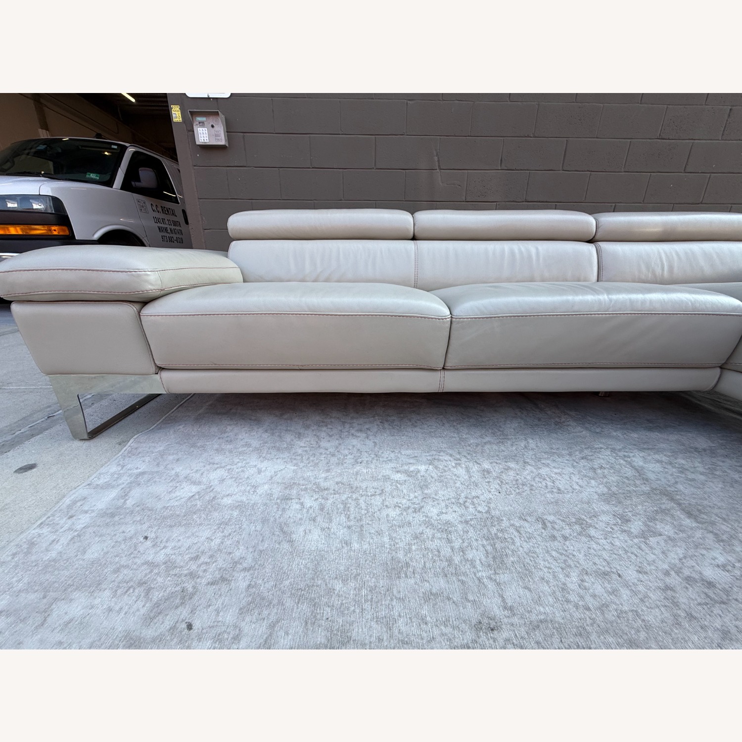 Giuseppe & Giuseppe Romeo Sectional - image-8