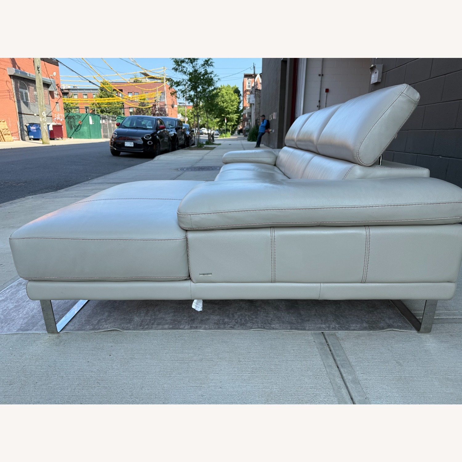 Giuseppe & Giuseppe Romeo Sectional - image-3