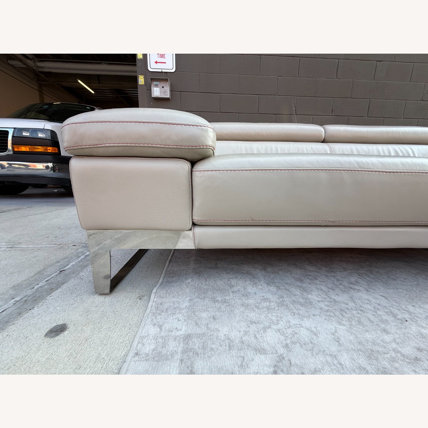 Giuseppe & Giuseppe Romeo Sectional - image-7