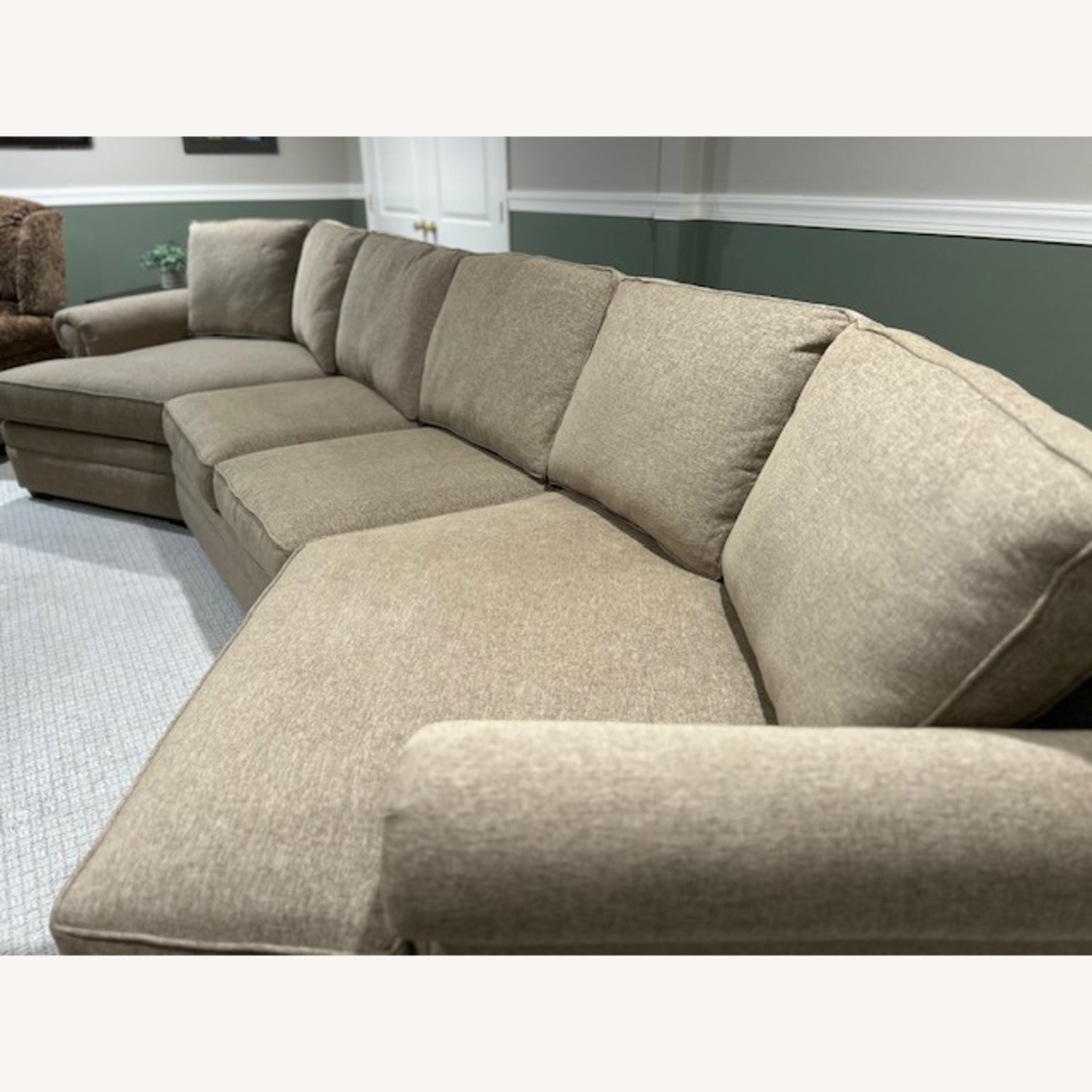 Craftmaster 3 piece Sectional - image-6