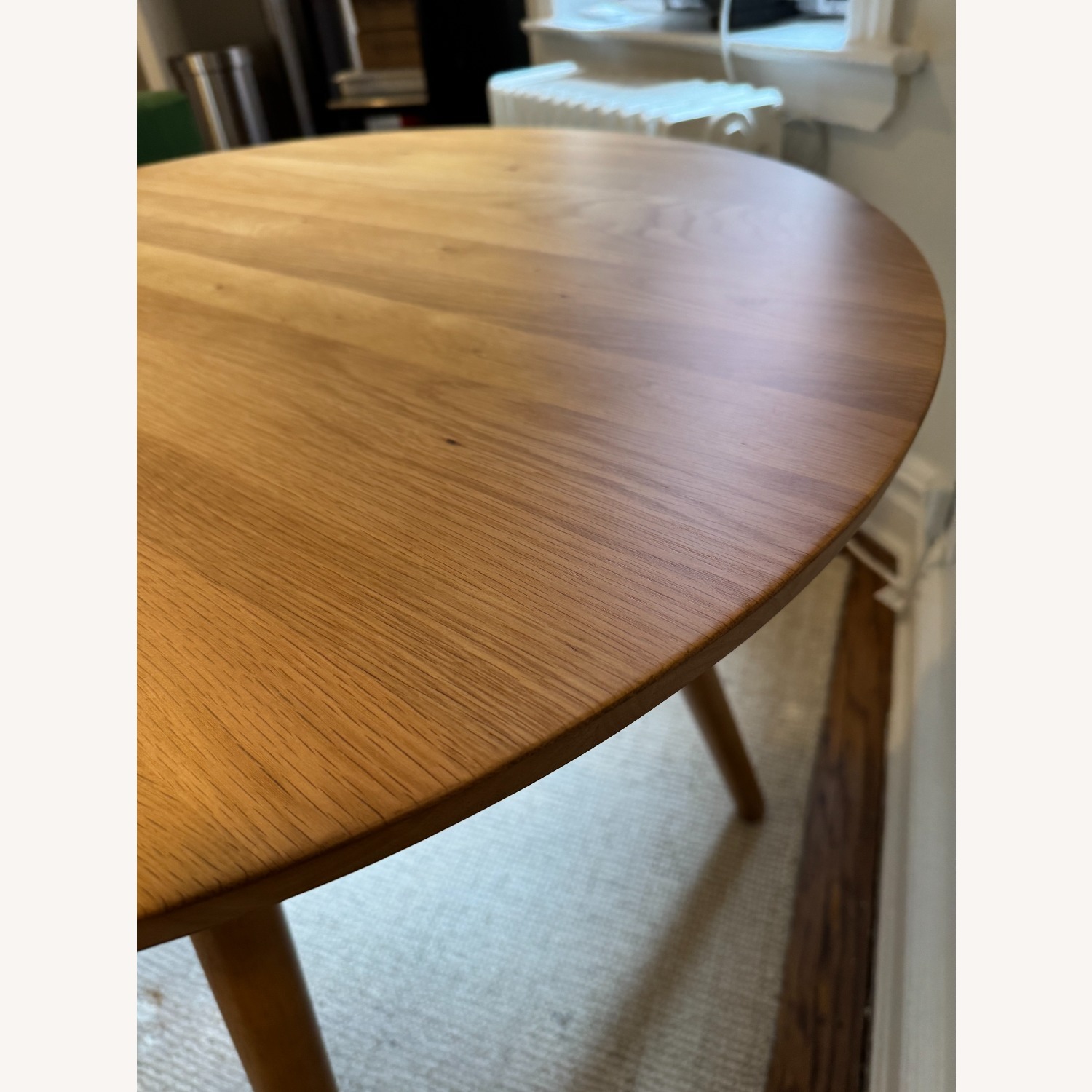 Seno 36" Round Dining Table - Oak - image-3