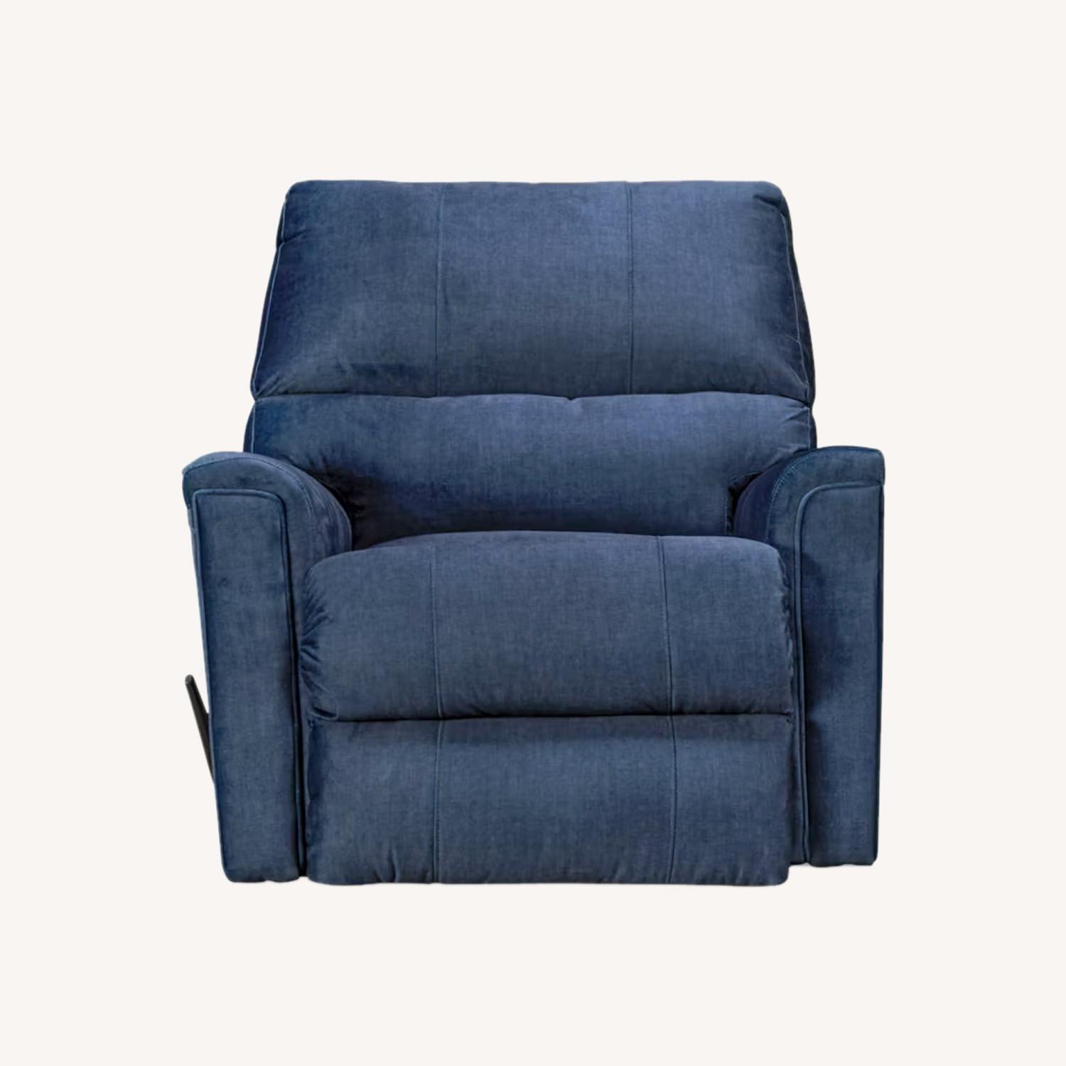 Jordan's Pattaya Recliner - image-0