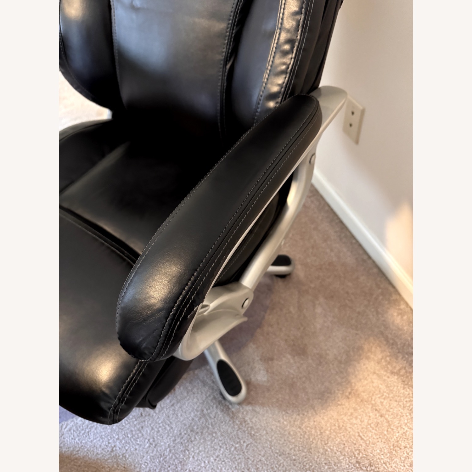 Leather Office Chair - image-4
