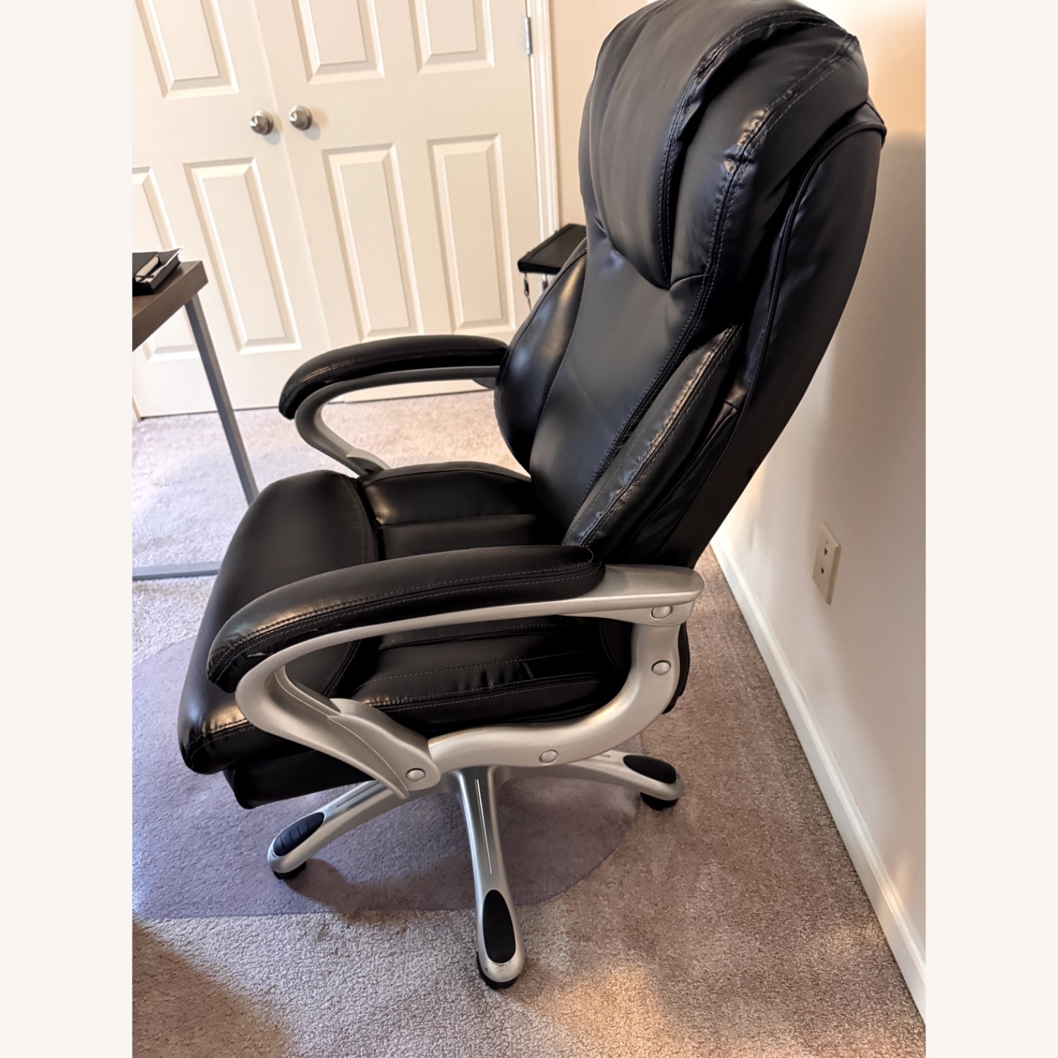 Leather Office Chair - image-5