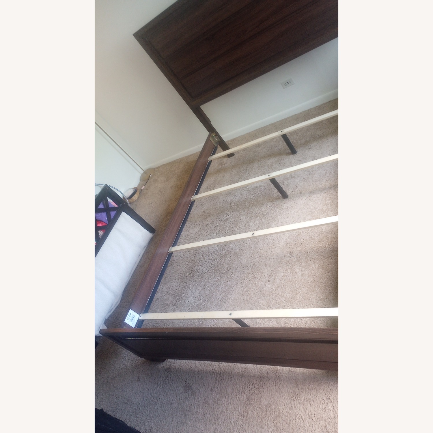 Coaster Queen Bed  - image-1