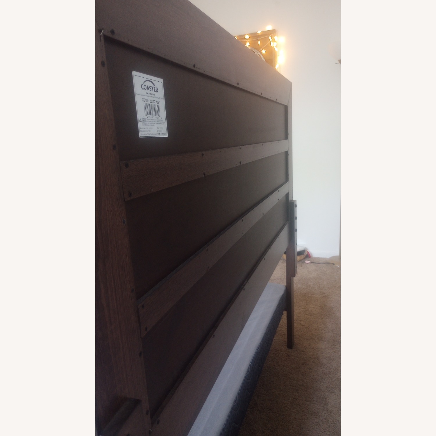 Coaster Queen Bed  - image-6