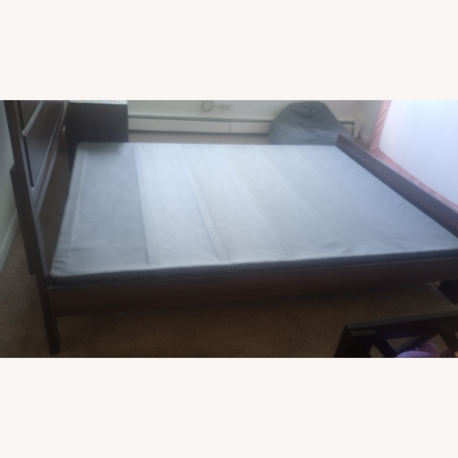 Coaster Queen Bed  - image-12