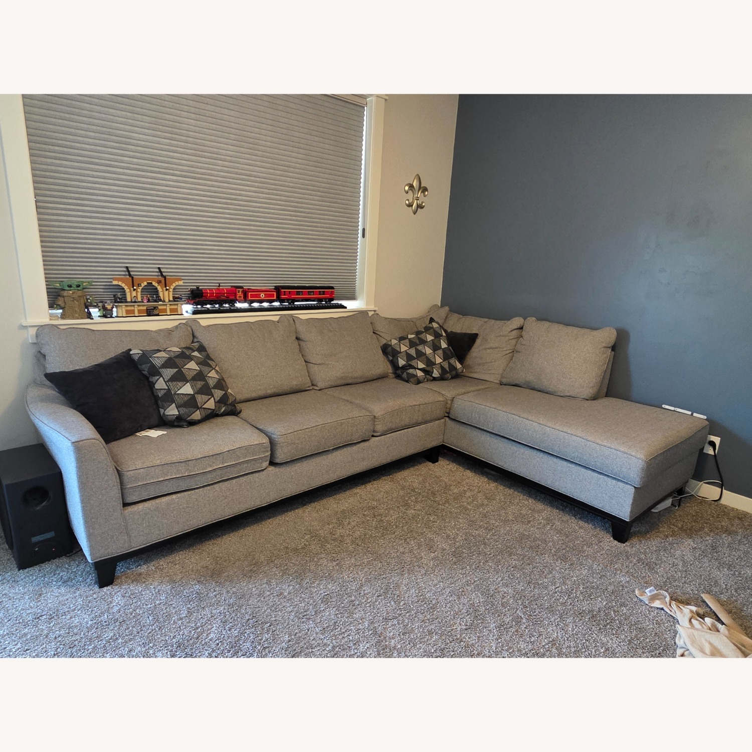 Emerson Slate Gray Right-arm Facing Chaise - image-2