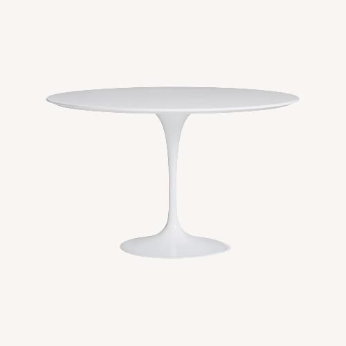 Used 35" Round White Saarinen Table for sale on AptDeco