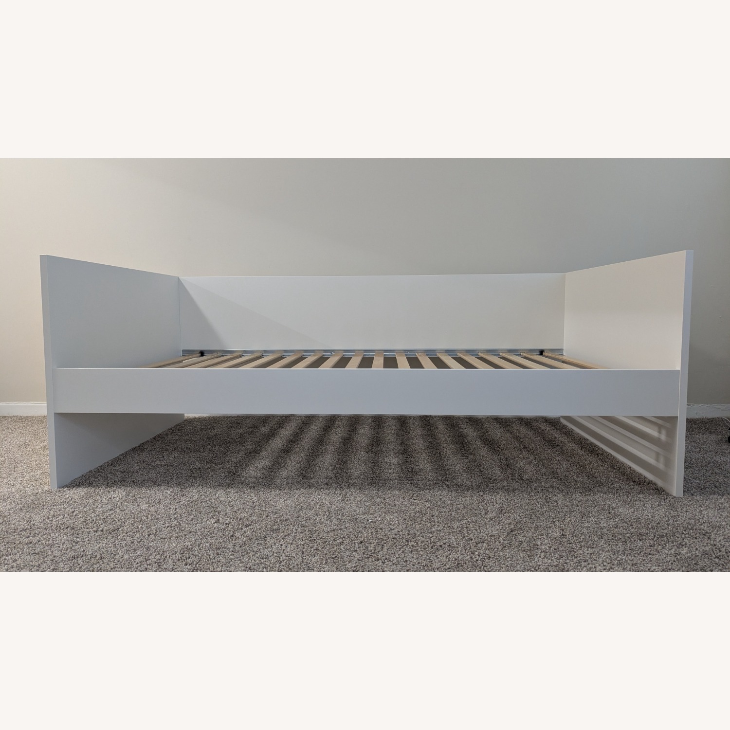 Vihals Daybed Frame White - image-2