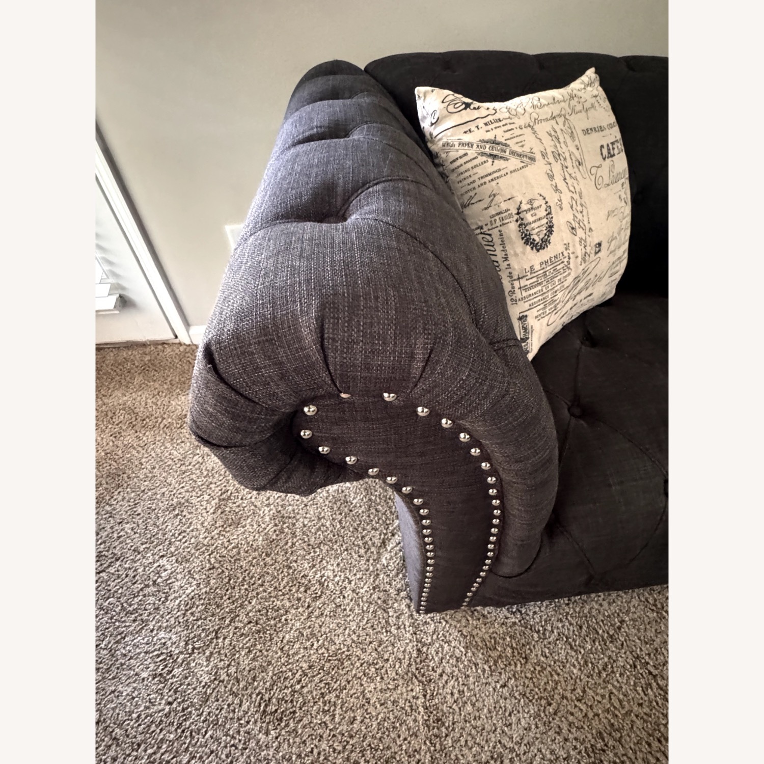 lack Well-kept Sofa - image-6