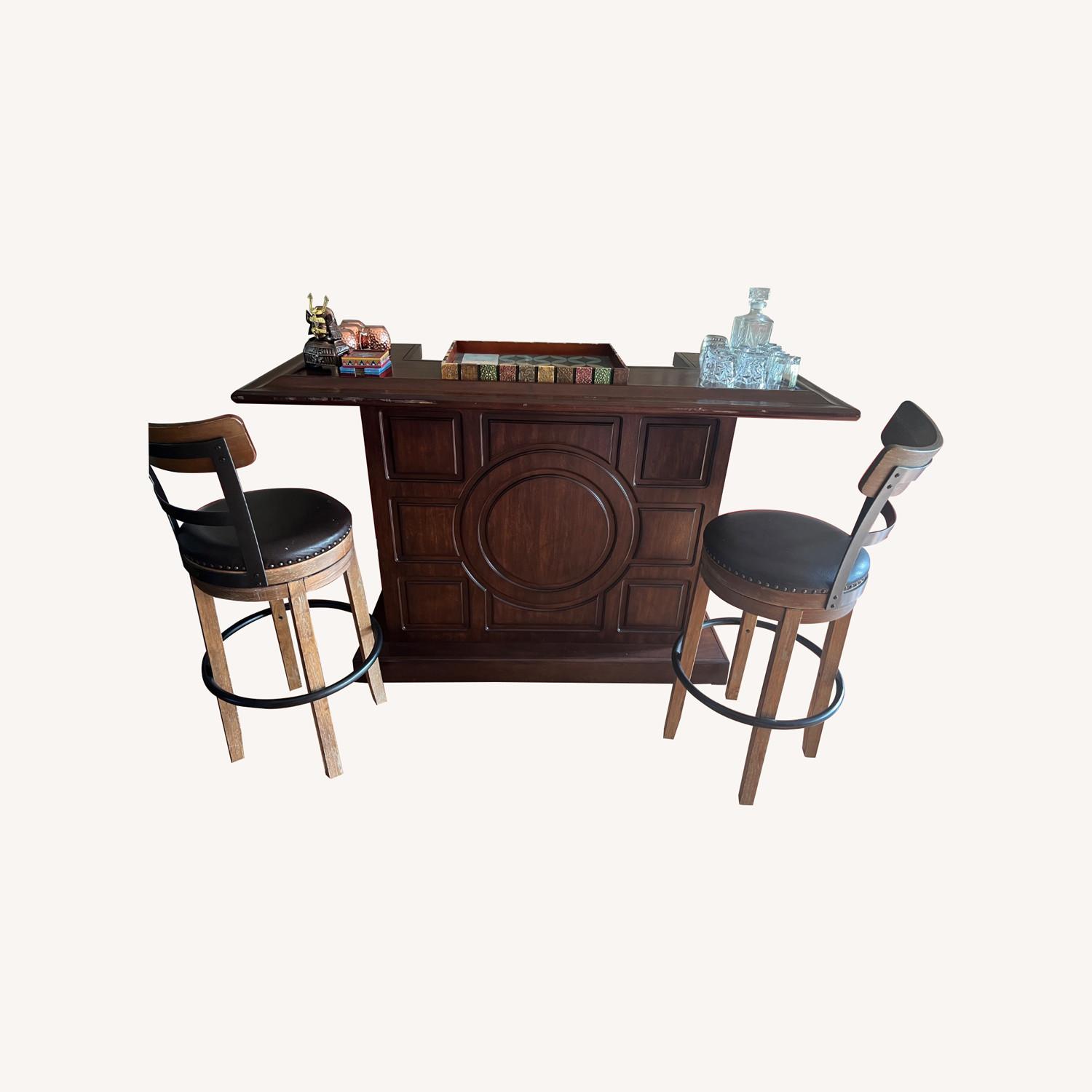 Wooden Bar with Bar Stools - image-0