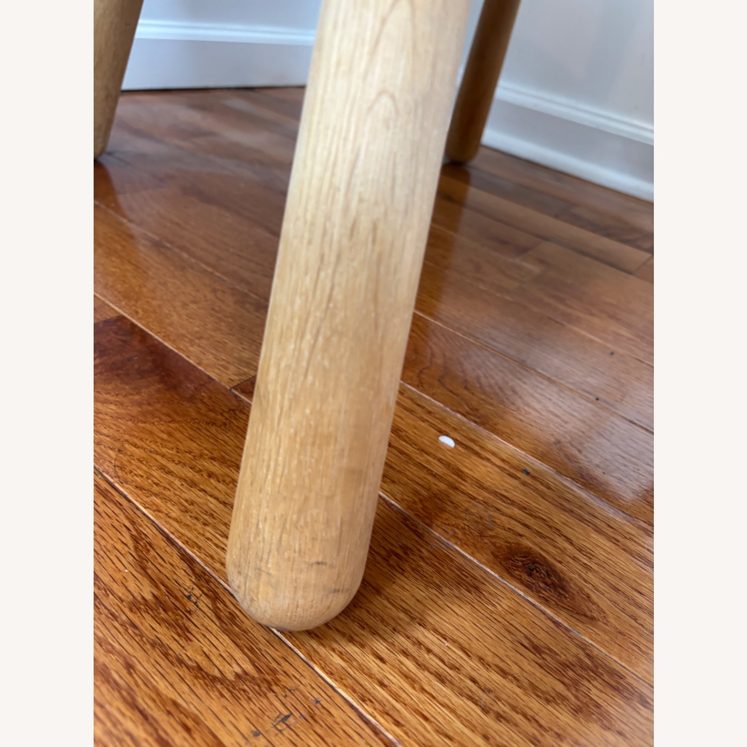 Vintage Clam Chair Replica - image-6