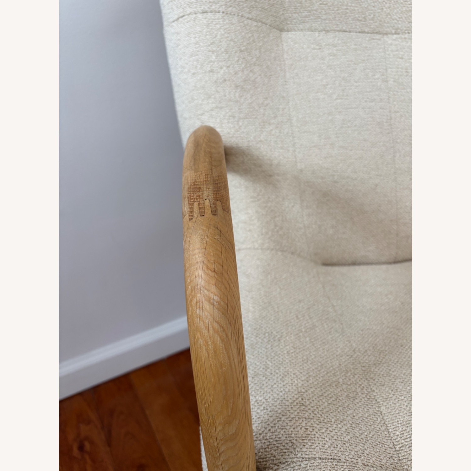 Vintage Clam Chair Replica - image-4