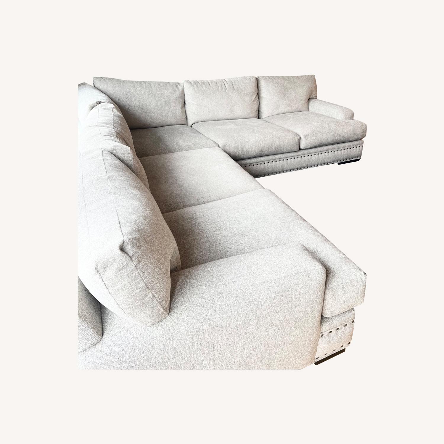 Sectional Couch - image-0