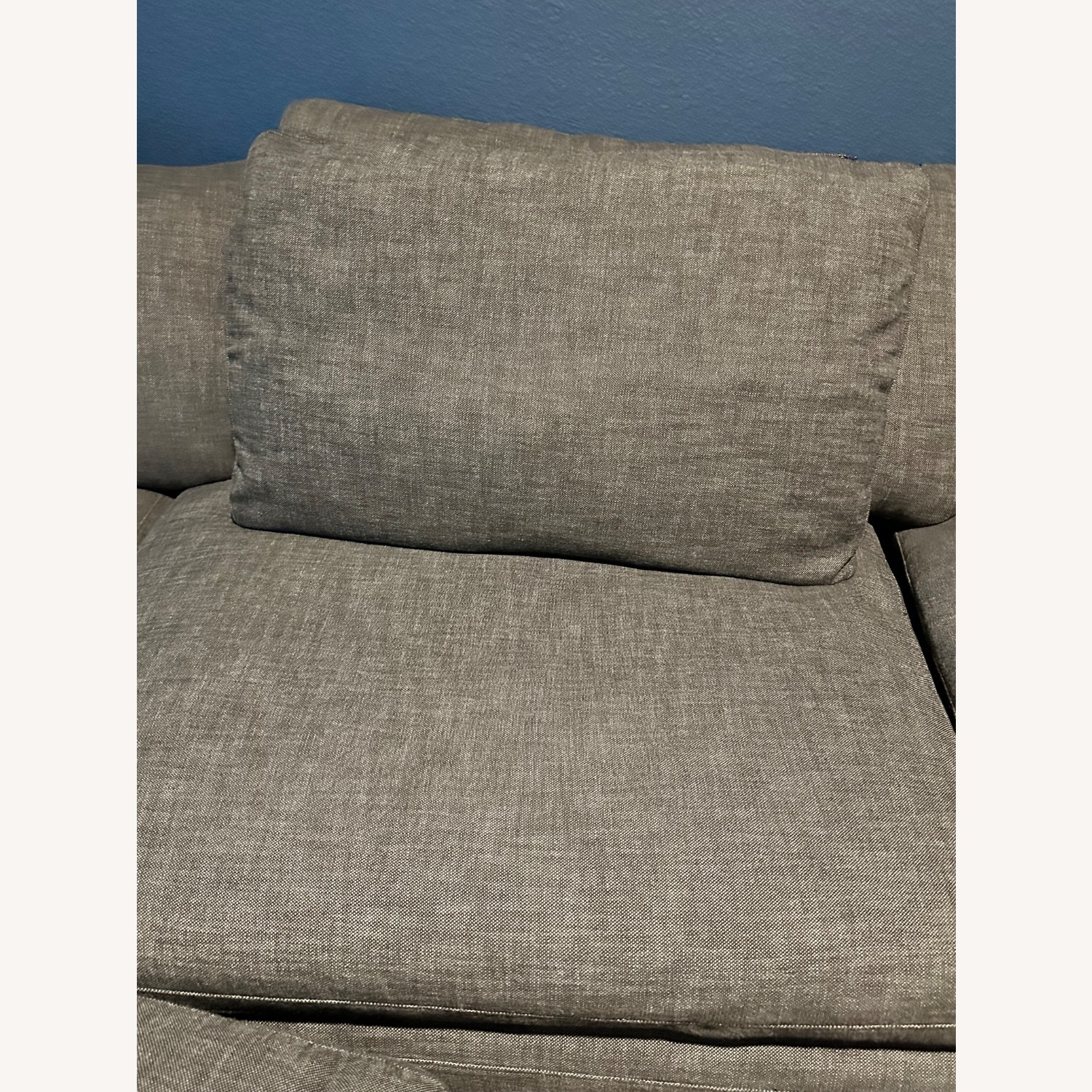 Black Linen Cloud Sectional With 2 Ottomans - image-4