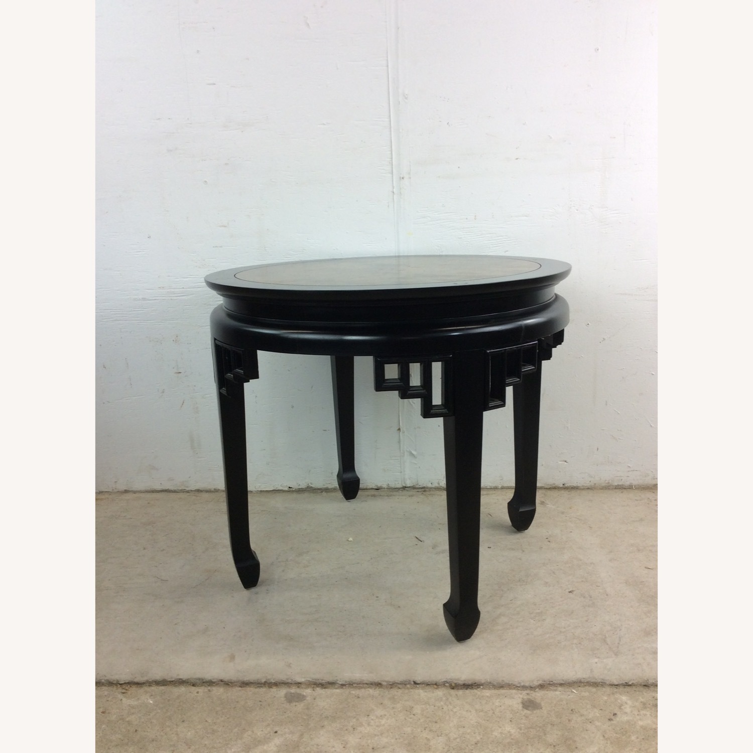 Mid Century Ming Style End Table with Burl Top - image-7
