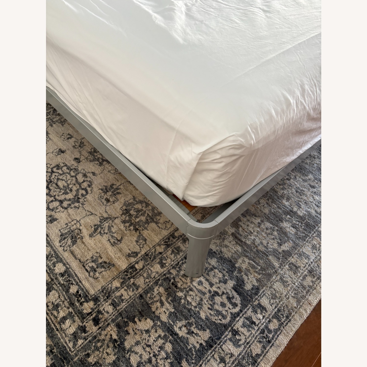 Desgin Within Reach Min Queen Bed Walnut - image-3