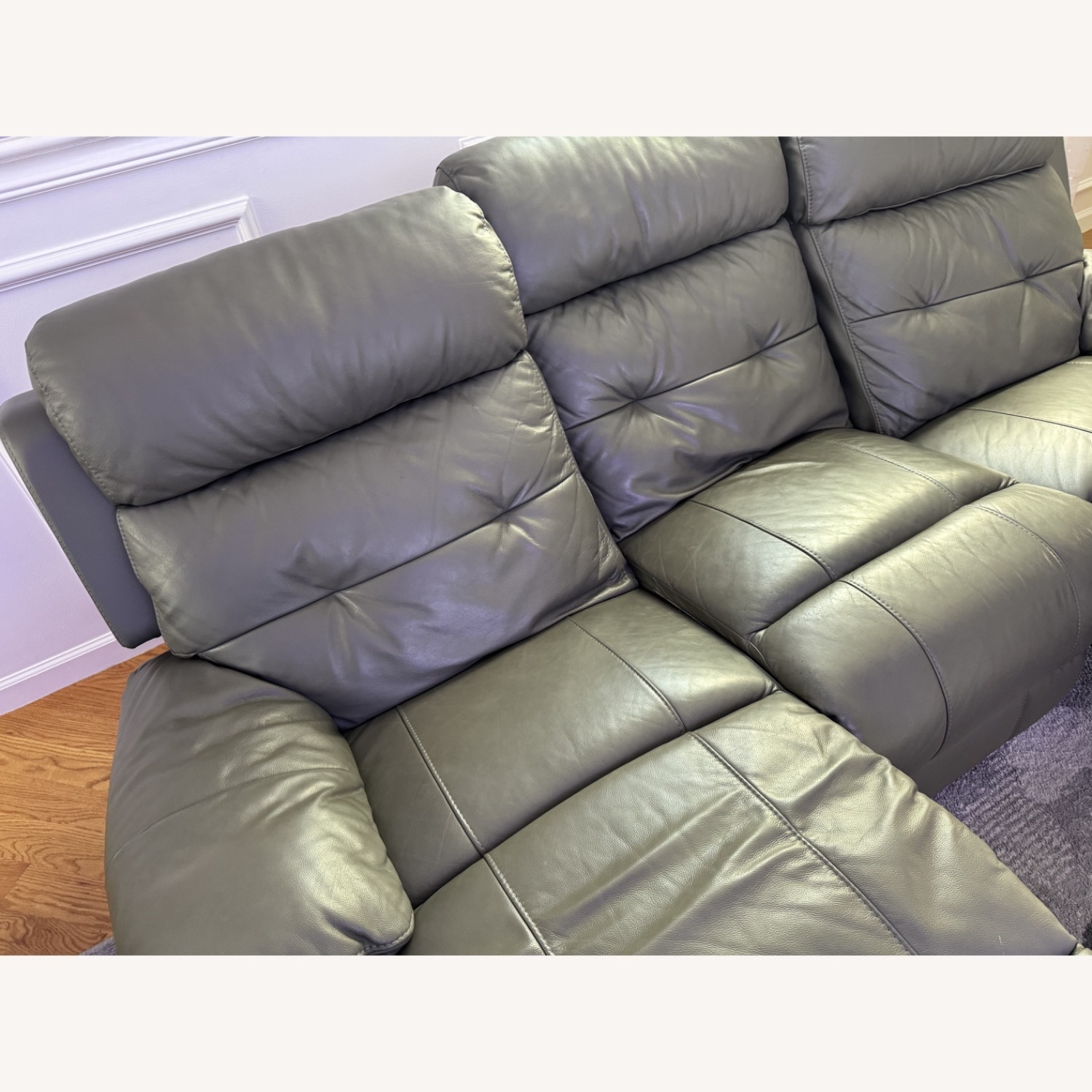 Lambent Leather Reclining Sofa (Gray) - image-1