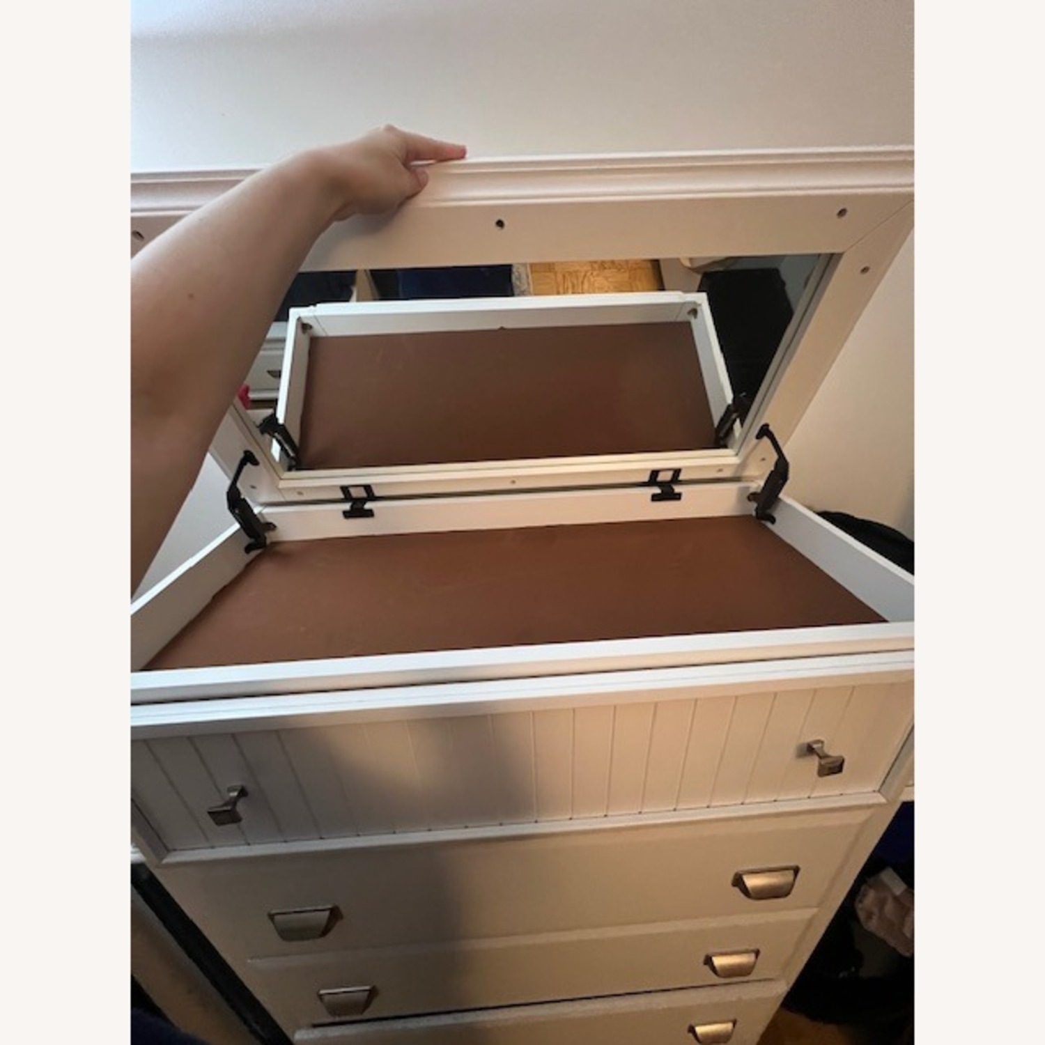 Spencer White 5 Drawer Lift-Top Chest - image-3