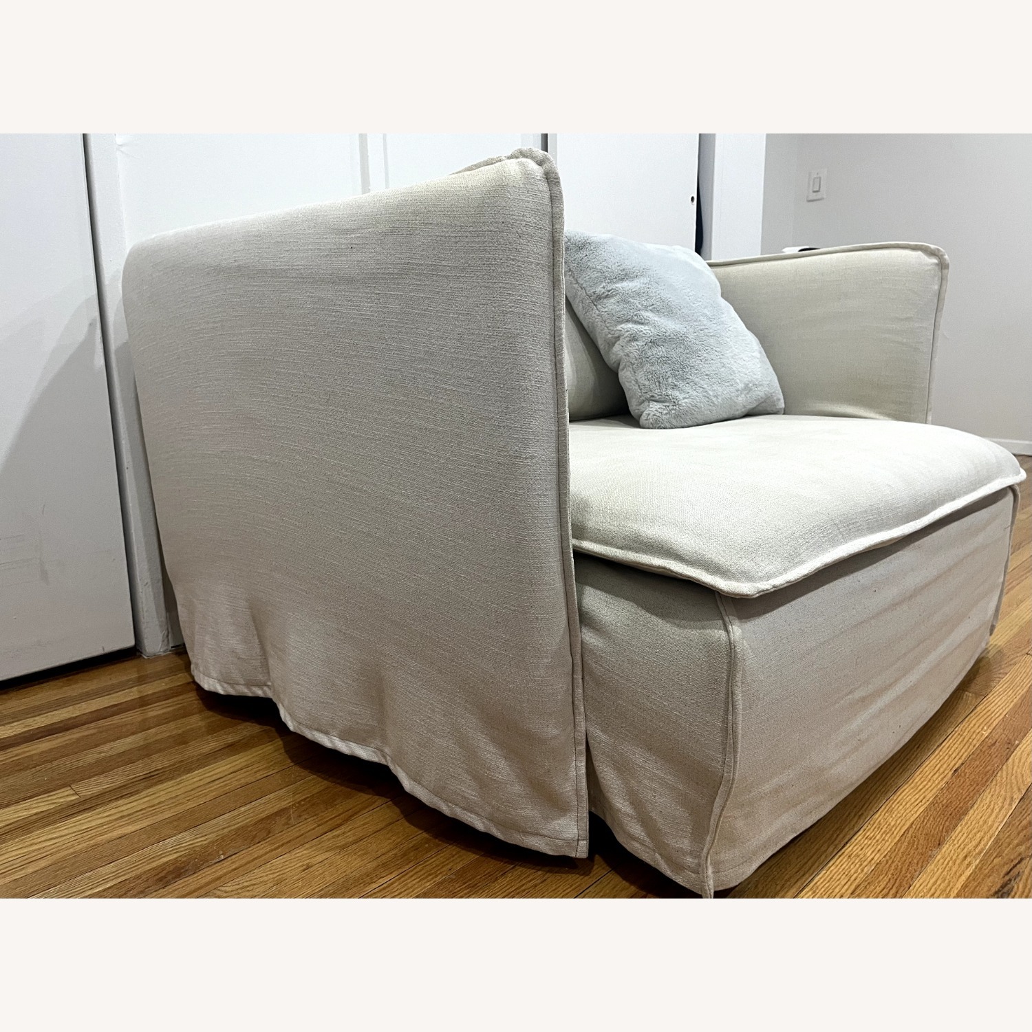 IKEA Soderhamn Armchair/Sofa Chair/Sectional - image-3