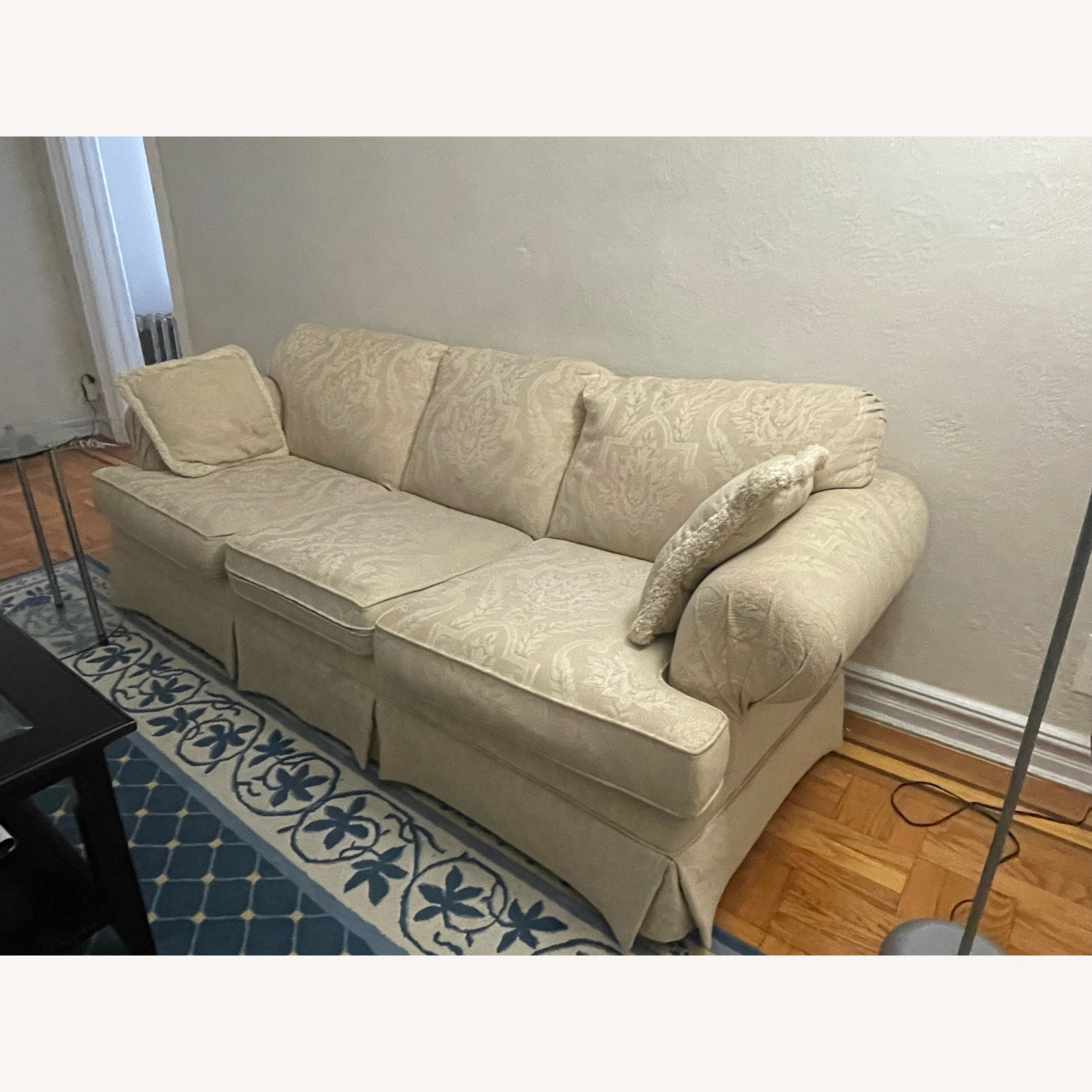 Vintage Sofa - image-1