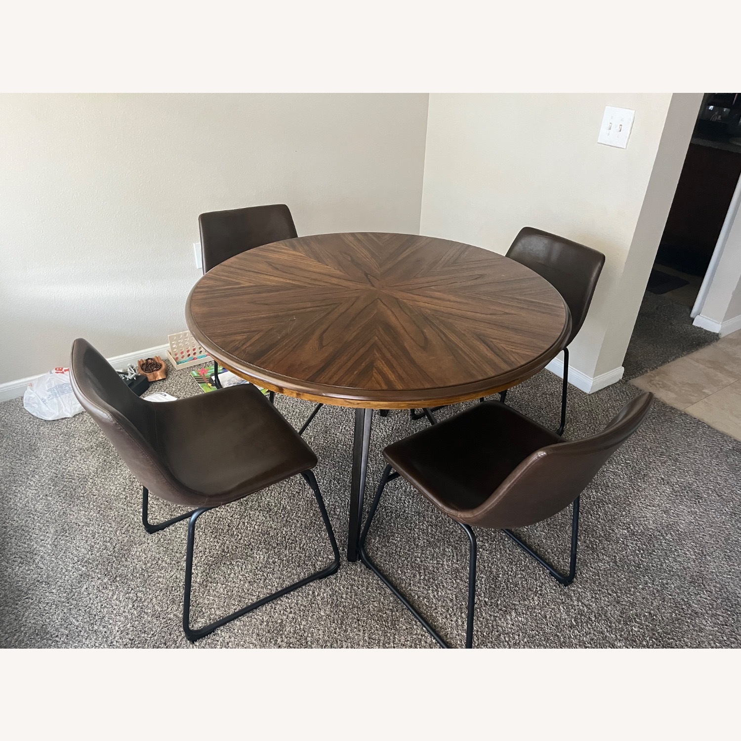 Centiar Dining Set - image-1