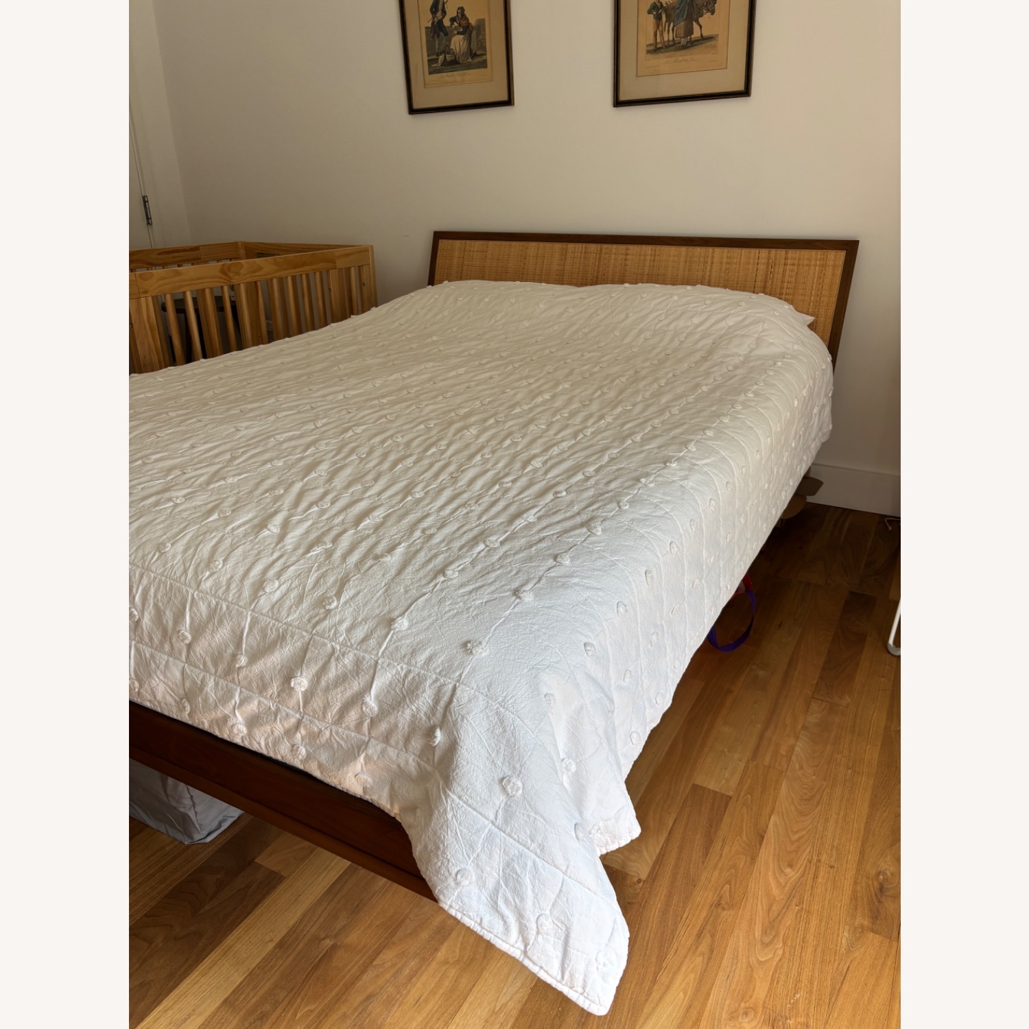 Nelson Queen Bed - image-2