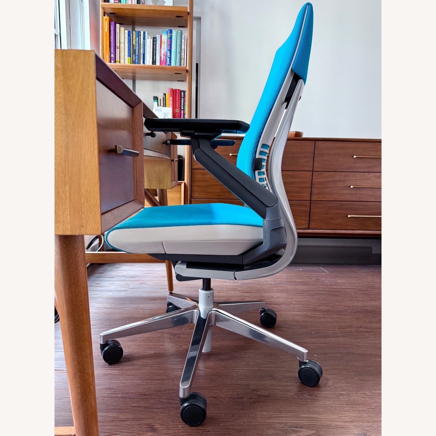  Steelcase Gesture – Ergonomic Office Chair - image-2