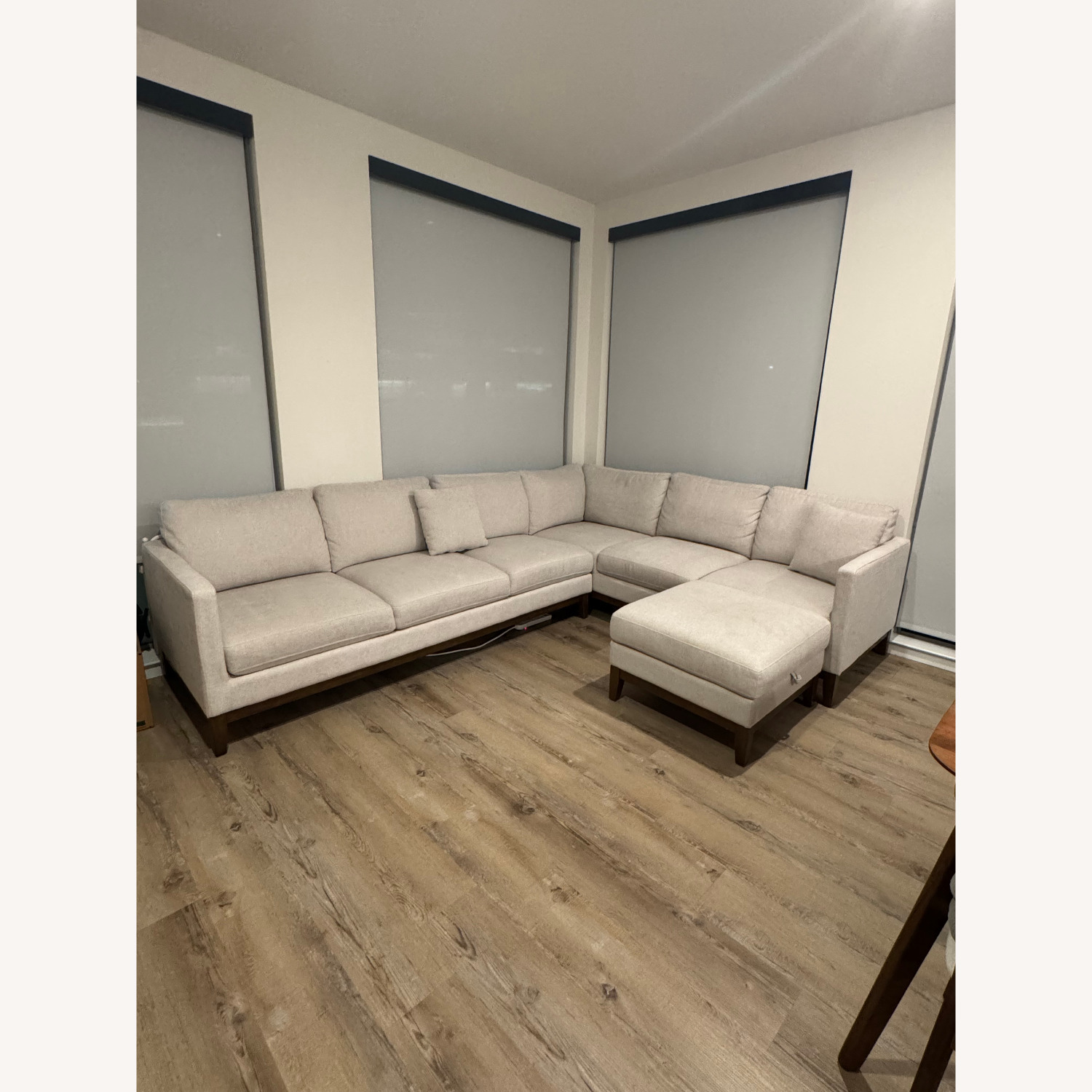 Thomasville Sectional Sofa with Ottoman - image-2