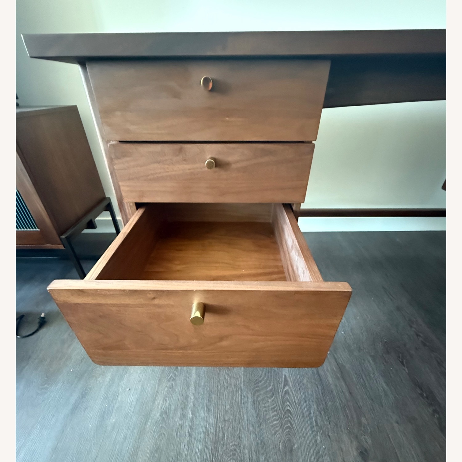 Article Krossa Walnut Brown Executive Desk - image-7