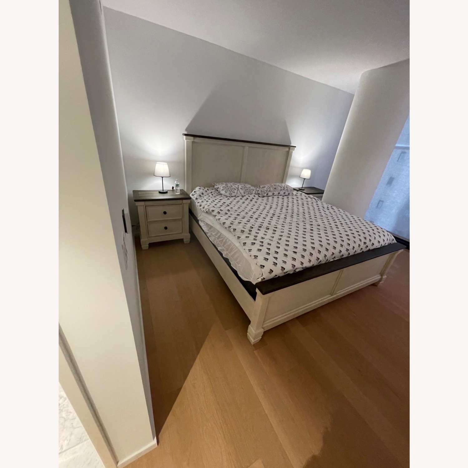 Andover King Bed  - image-2