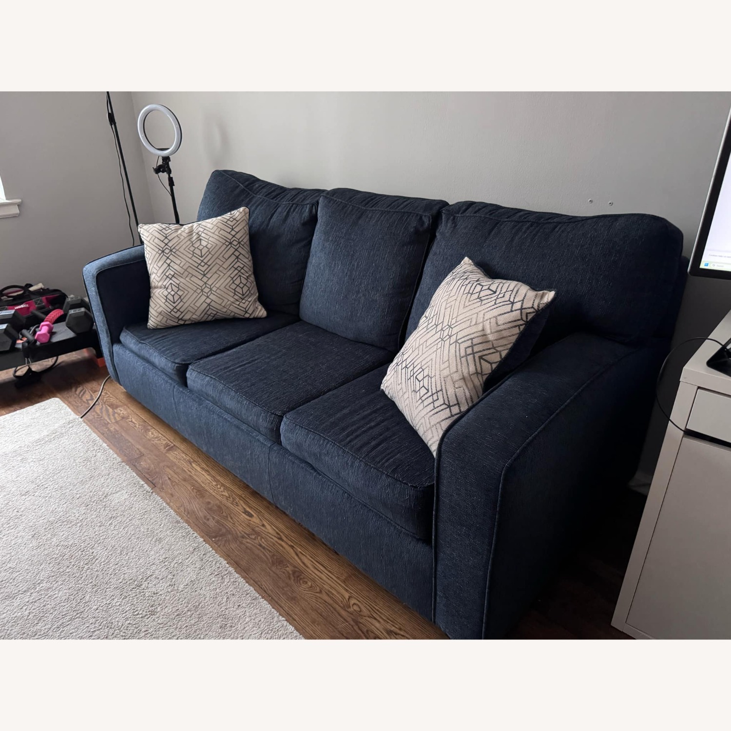 Gabe Queen Sleeper Sofa - image-2