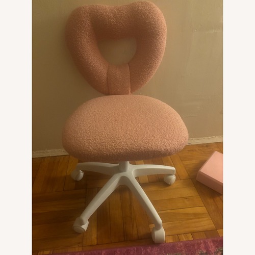 Used Target Pink Heart Rolling Chair for sale on AptDeco