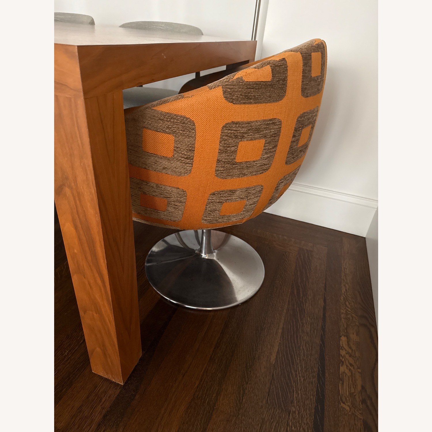 Groovy Swivel Chairs - image-3