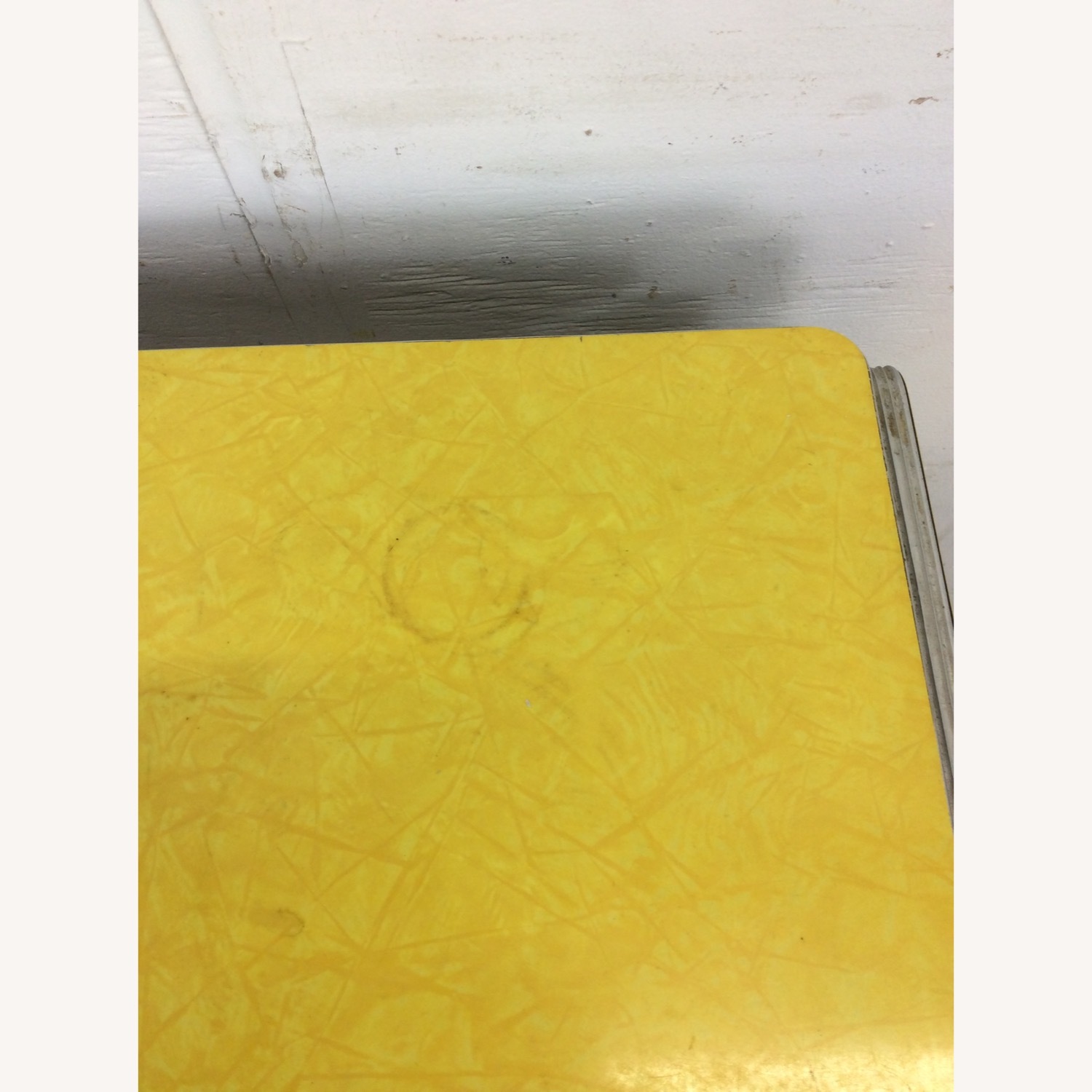 Mid Century Yellow Formica Top Table with 2 Leafs - image-8