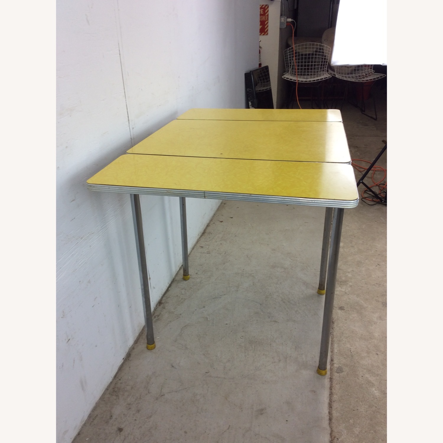 Mid Century Yellow Formica Top Table with 2 Leafs - image-15