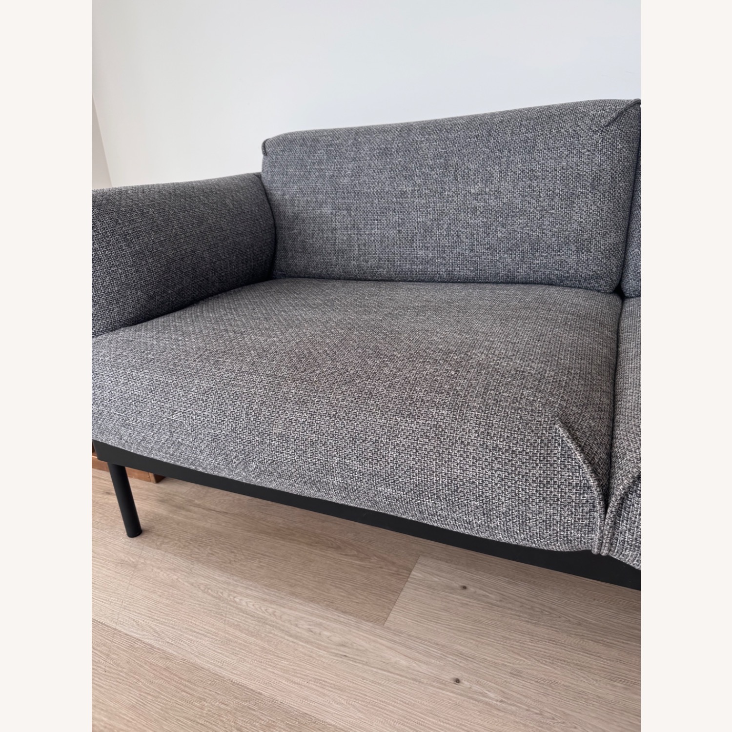 IKEA ÄPPLARYD Couch - image-5