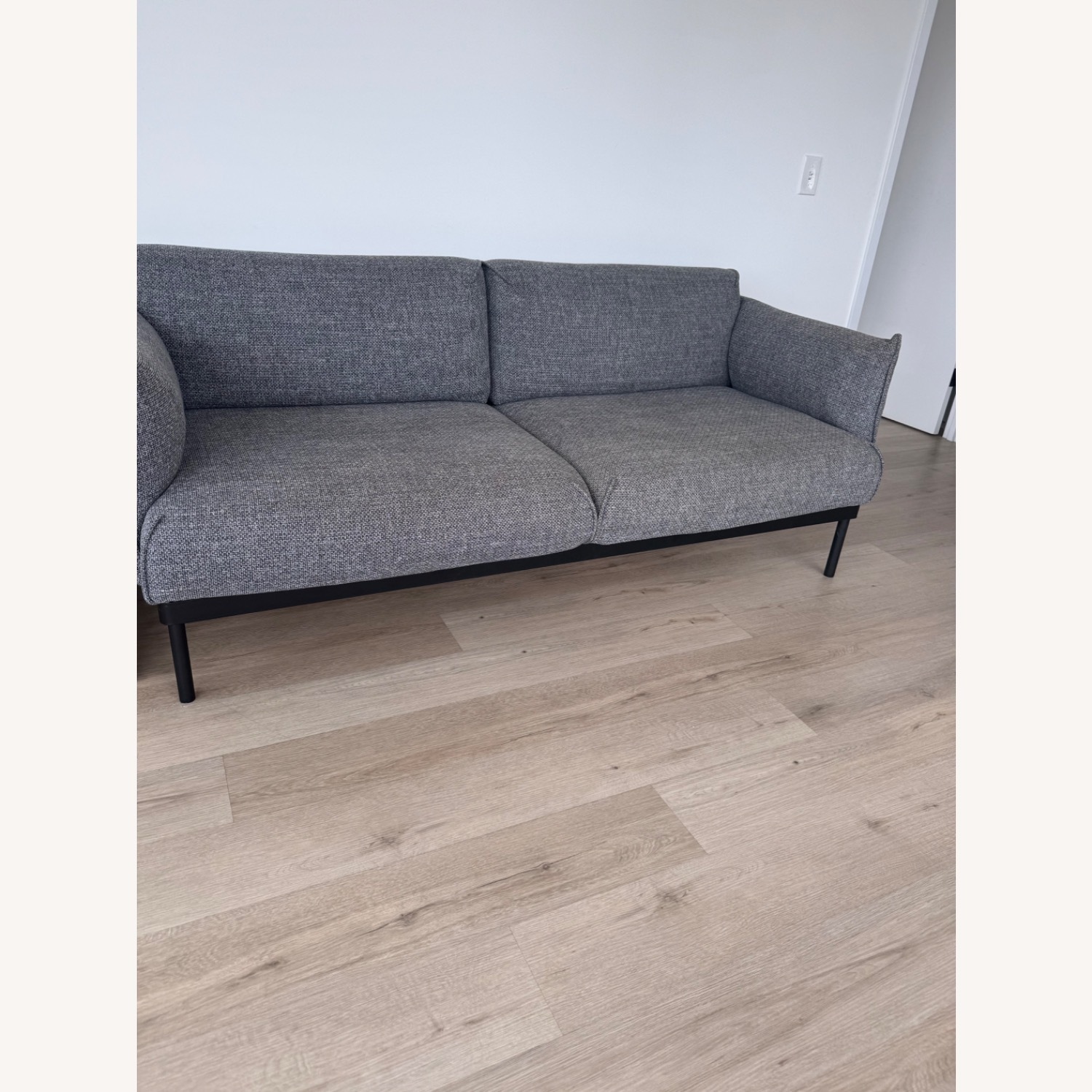 IKEA ÄPPLARYD Couch - image-7