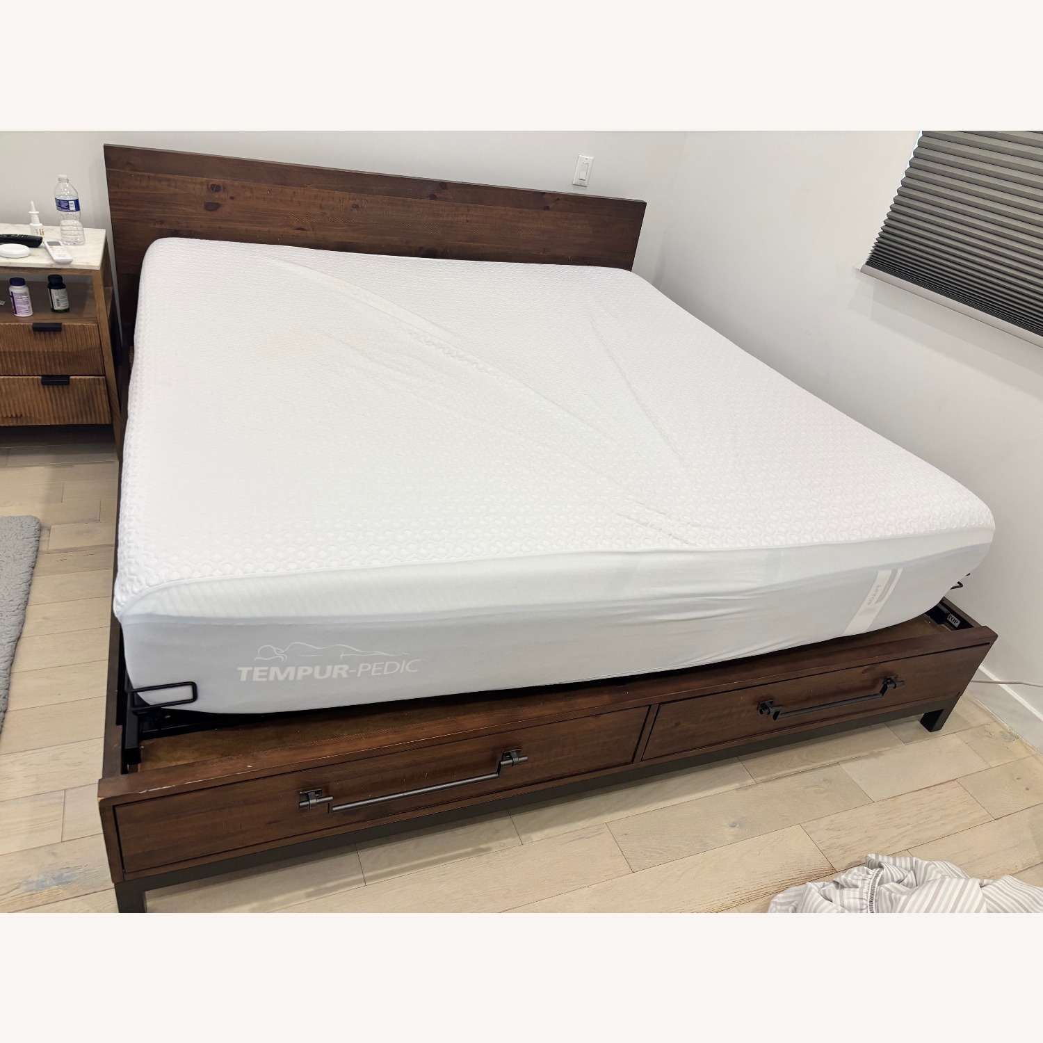 king Size Adjustable Bed Frame  - image-1